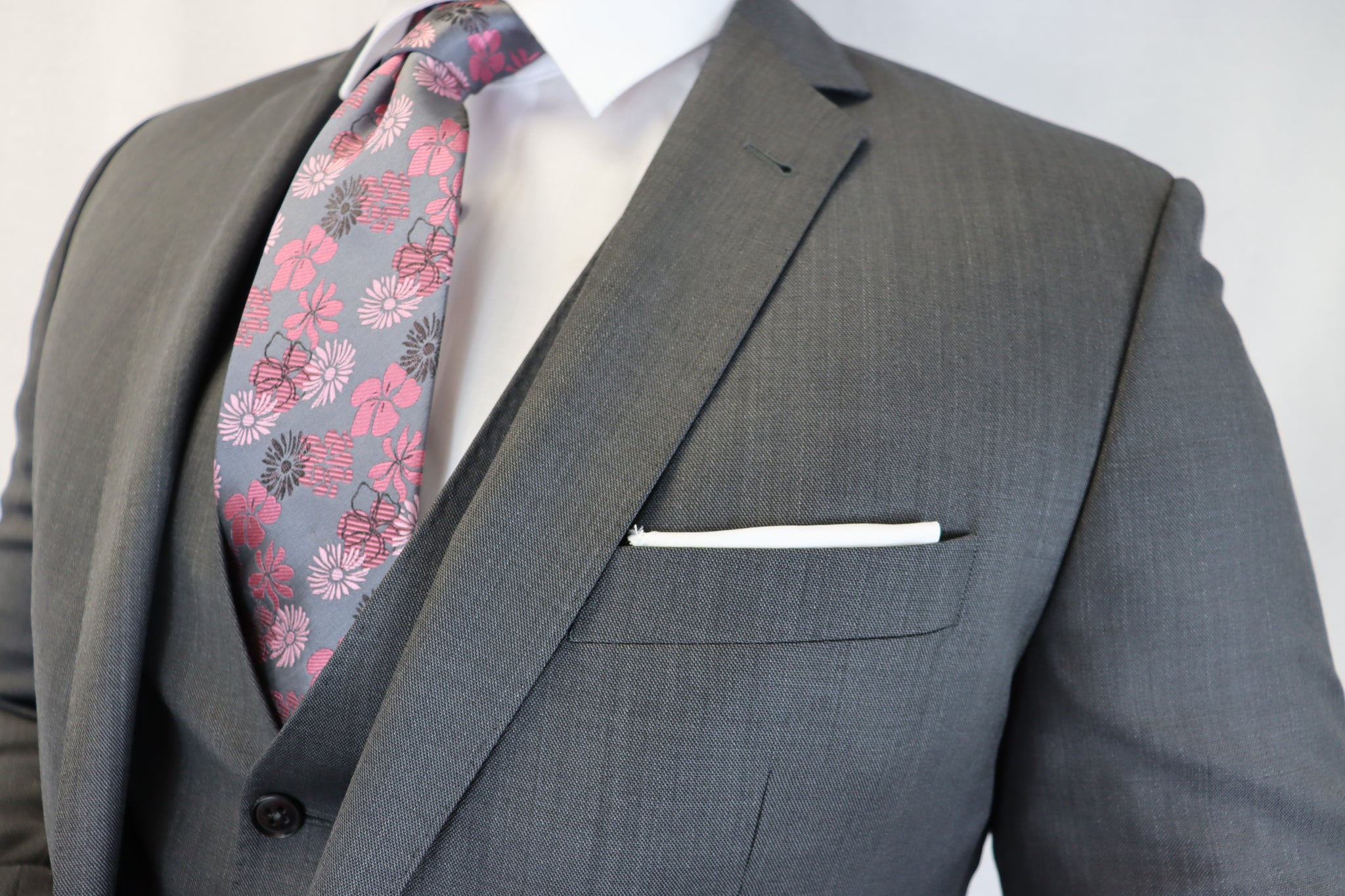 Feraud Mid-Grey Fine Wool Suit